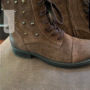 Suede Boots, girls size 3 (euro 34)